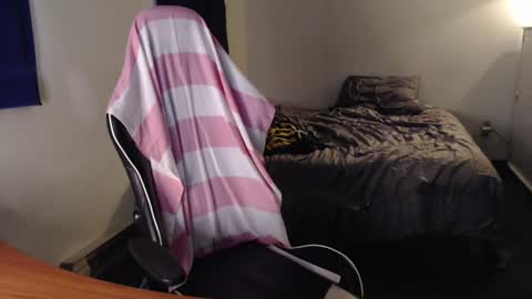 Kuggy online show from July 29, 9:58 pm