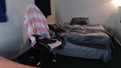 Kuggy online show from April 28, 10:14 pm