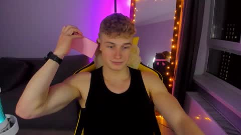 kurt_hanssen online show from October 13, 9:10 pm