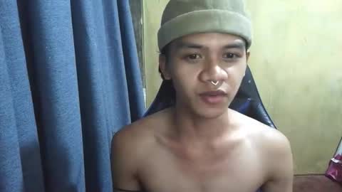 kurtxxx07 online show from April 25, 9:23 pm