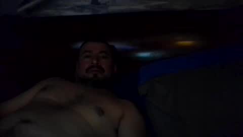 Snapshot of kush40 chatting on January 4, 3:18 am kush40 online show from January 4, 3:18 am
