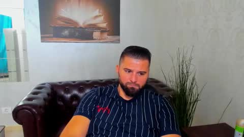 Snapshot of kysononyx chatting on October 14, 11:17 am KysonOnyx online show from October 14, 11:17 am