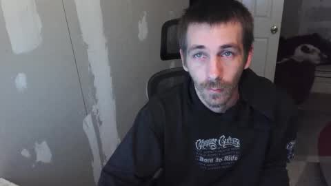 Snapshot of l1v1nth3dr3am chatting on September 16, 8:37 am l1v1nth3dr3am online show from September 16, 8:37 am
