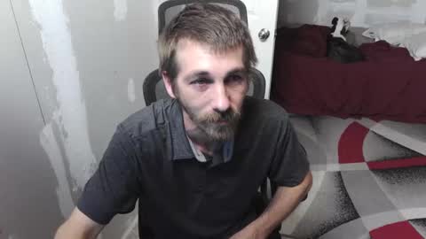 Snapshot of l1v1nth3dr3am chatting on October 3, 2:49 am l1v1nth3dr3am online show from October 3, 2:49 am