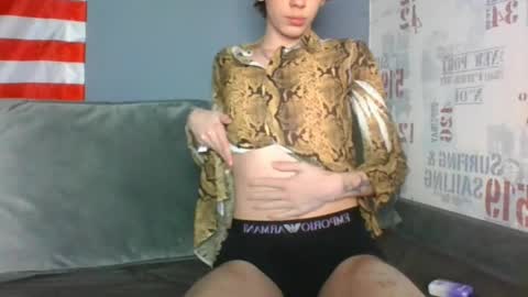 liam online show from March 23, 6:03 pm