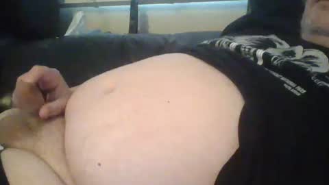 Snapshot of labialuv2suck chatting on January 4, 2:35 pm labialuv2suck online show from January 4, 2:35 pm