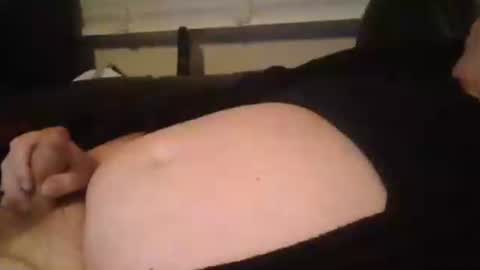 Snapshot of labialuv2suck chatting on December 12, 6:42 pm labialuv2suck online show from December 12, 6:42 pm