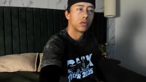 labrinthteasing online show from November 18, 12:20 pm