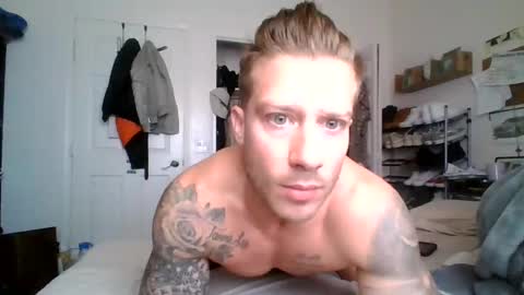 lacrioxcum18 online show from March 9, 5:06 pm