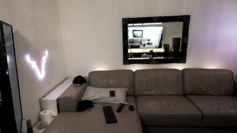 Snapshot of ladshed chatting on February 26, 2:48 am Hectic online show from February 26, 2:48 am