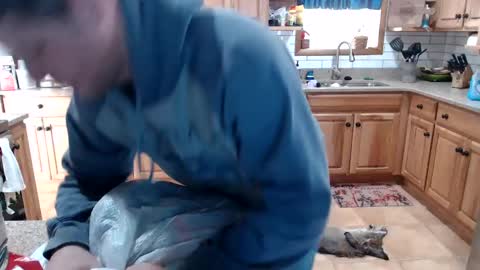 Lance online show from January 21, 3:06 pm