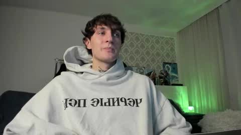 acie online show from September 8, 5:23 pm