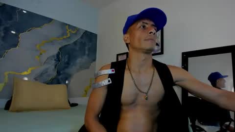 Snapshot of latin_crissex chatting on October 2, 2:32 pm crissex online show from October 2, 2:32 pm