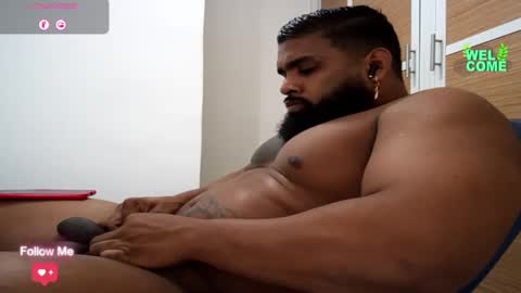 Snapshot of latinhot202423 chatting on March 12, 10:17 pm blackBear online show from March 12, 10:17 pm