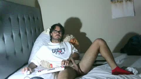 latinincognito online show from April 21, 2:26 am