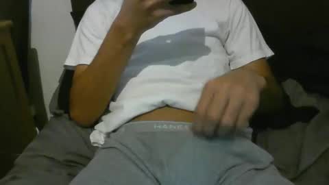 latinman7945 online show from May 22, 8:25 pm