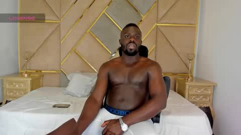 LEANDRO online show from October 26, 2:13 am