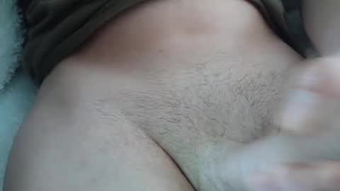 launeeee1 online show from December 17, 6:42 pm