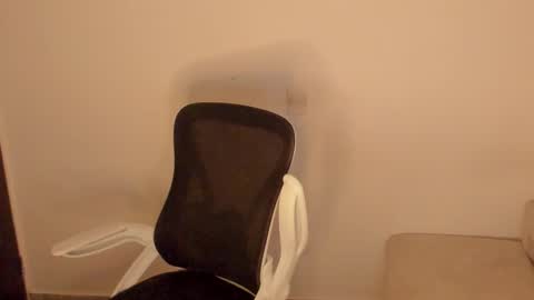 Laureent online show from January 7, 11:04 am