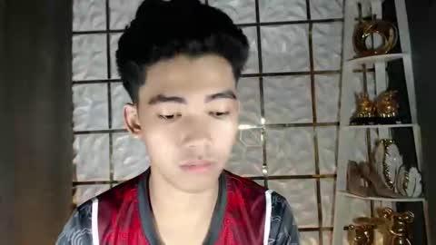 laurence_cuttieguyhere online show from March 11, 6:15 pm