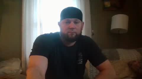 layinlow42 online show from January 9, 2:29 pm