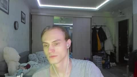 Vladi online show from March 8, 9:30 pm