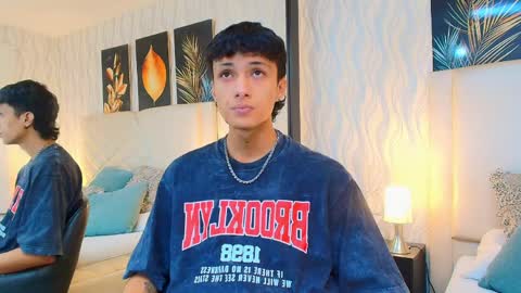 Lean online show from April 3, 2:52 am