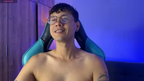 leaneseb online show from April 21, 12:11 pm