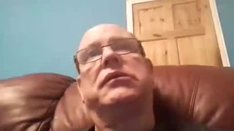 leatherpants68 online show from December 1, 7:06 pm