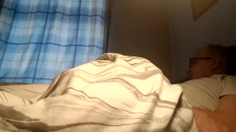 Snapshot of lechertachatte4444 chatting on December 29, 10:45 am lechertachatte4444 online show from December 29, 10:45 am