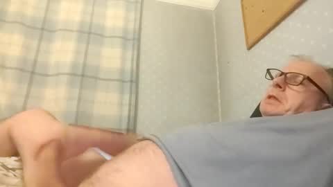 Snapshot of lechertachatte4444 chatting on January 13, 10:03 pm lechertachatte4444 online show from January 13, 10:03 pm
