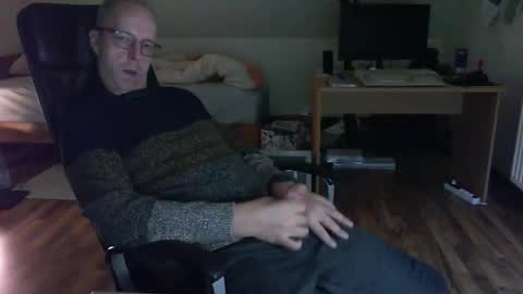 Dave online show from December 6, 11:03 pm