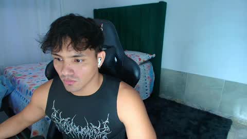  Lei  online show from April 21, 6:08 am