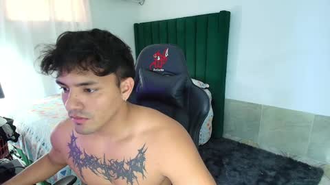  Lei  online show from March 29, 8:20 pm