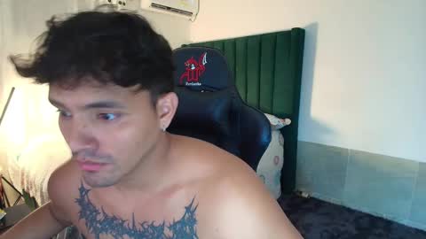  Lei  online show from November 25, 11:18 pm