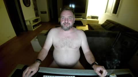 Snapshot of lemouth006 chatting on December 27, 1:32 am Ange online show from December 27, 1:32 am