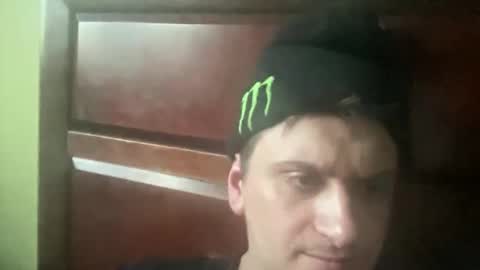 Snapshot of lennyhenny2024 chatting on February 20, 11:53 am lenny online show from February 20, 11:53 am