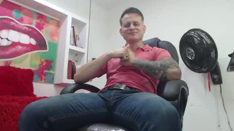 Yesid online show from February 11, 1:51 pm