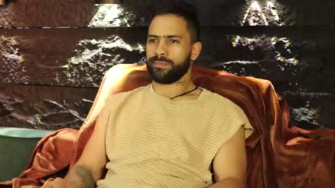 Snapshot of leo_diaz01 chatting on October 11, 1:42 am Leo Diaz online show from October 11, 1:42 am
