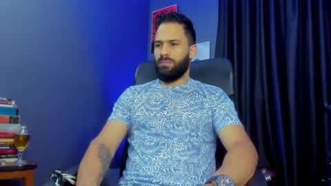 Snapshot of leo_diaz01 chatting on January 12, 7:31 pm Leo Diaz online show from January 12, 7:31 pm