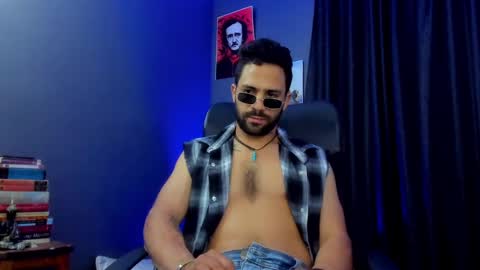 Snapshot of leo_diaz01 chatting on January 25, 2:47 am Leo Diaz online show from January 25, 2:47 am