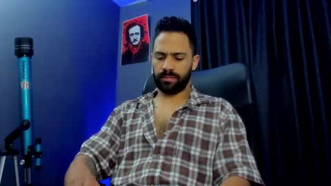 Snapshot of leo_diaz01 chatting on February 25, 2:33 pm Leo Diaz online show from February 25, 2:33 pm