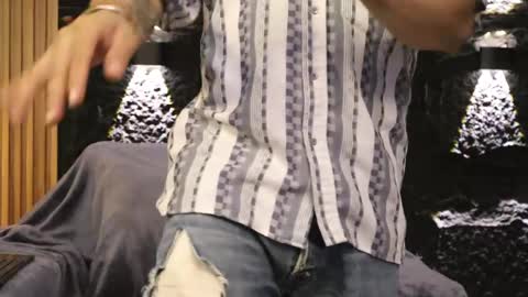 Leo  Diaz online show from April 19, 4:12 am