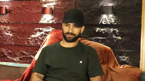 Snapshot of leo_diaz01 chatting on October 15, 3:14 am Leo Diaz online show from October 15, 3:14 am