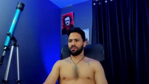 Snapshot of leo_diaz01 chatting on February 4, 12:51 am Leo Diaz online show from February 4, 12:51 am