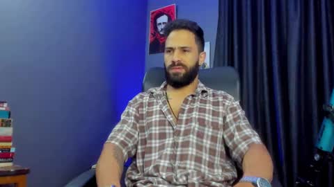 Snapshot of leo_diaz01 chatting on January 11, 10:07 pm Leo Diaz online show from January 11, 10:07 pm