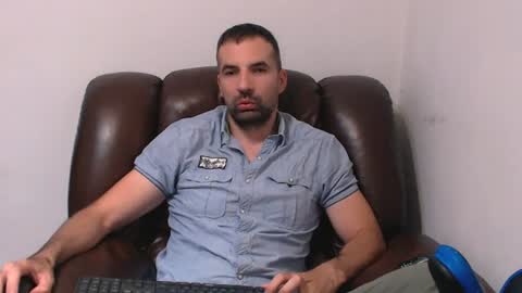 Leo Gianni online show from July 26, 8:06 pm