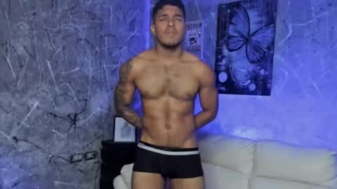 Leo independent model online show from February 19, 1:13 am