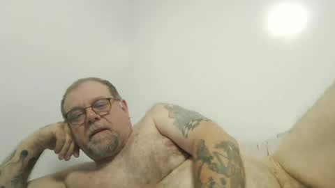 leocat713 online show from June 17, 1:29 am
