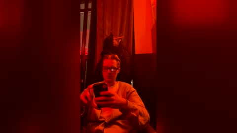 Leon online show from January 5, 6:00 pm